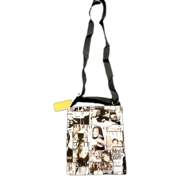 Vogue Magazine Covers Crossbody Bag - NWT - Picture 4 of 5